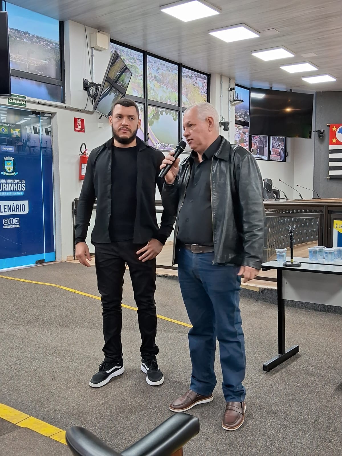 Apresentação 30 de maio